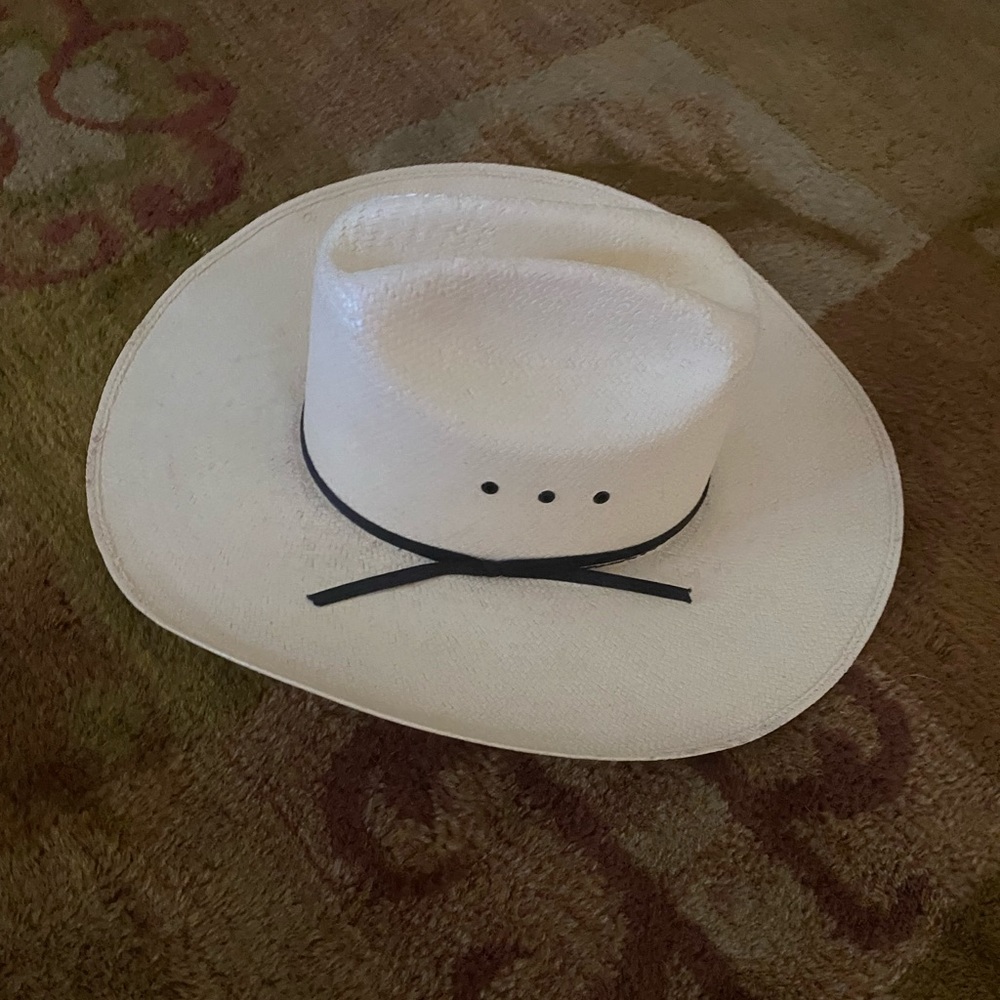 Formosan Western Hat